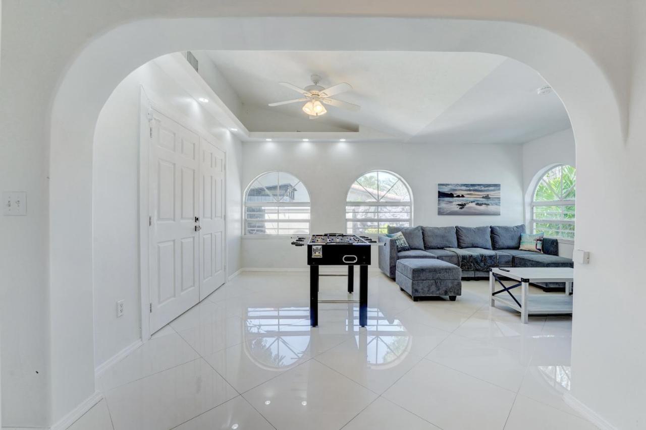 Villa Luxury Tropical Oasis! Huge Saltwater Pool! 1 Mile To Beach! Fort Lauderdale Exterior foto