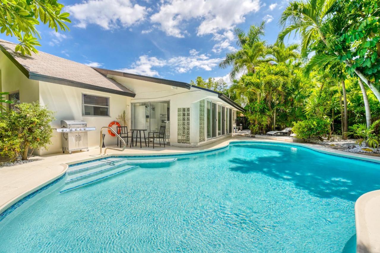 Villa Luxury Tropical Oasis! Huge Saltwater Pool! 1 Mile To Beach! Fort Lauderdale Exterior foto